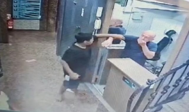 Fatih’te uçucu madde kullanan 3 çocuk hasta karşılama personelini darp etti
