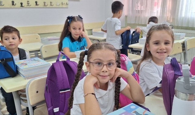 İstanbul’da ilk ders zili çaldı