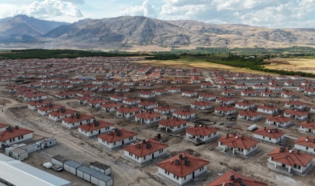 Malatya’da köy evleri hızla tamamlanıyor