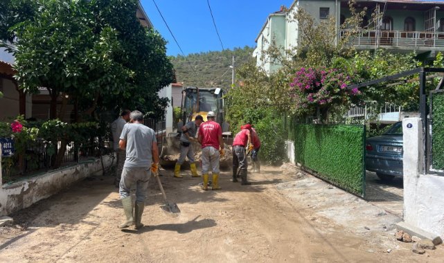 Menderes’te Yaralar Sarılıyor