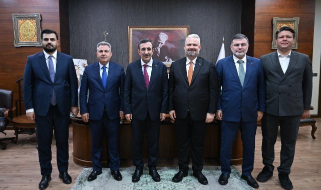 Pehlivan, Cumhurbaşkanı Yardımcısı Cevdet Yılmaz'ı ağırladı