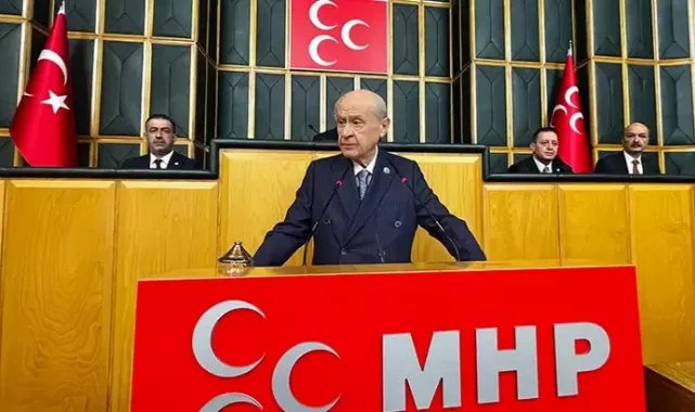Bahçeli: Teröristbaşı Meclis'te konuşsun; terörün bittiğini, örgütün lağvedildiğini haykırsın