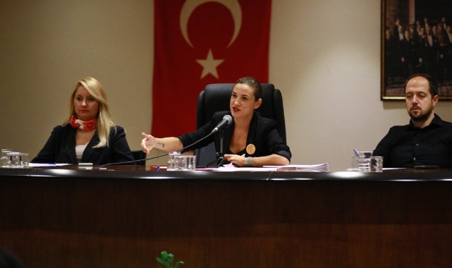 Başkan Ceritoğlu Sengel’den AK Parti sıralarına: Haydi yürüyün beraber gidelim!