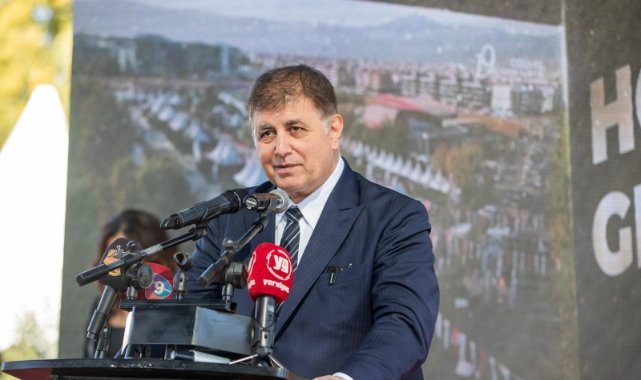Başkan Tugay: Birlik ve beraberlik içinde bu kumpasları darmadağın edeceğiz