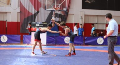 Bayraklı’da kış spor okulları başladı