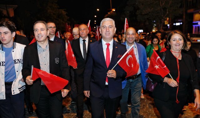 Bergama'da Bayram coşkusuna tüm vatandaşlar katıldı