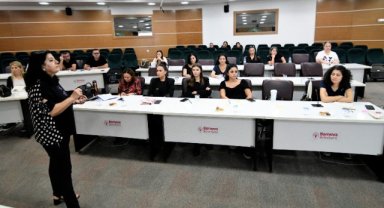 Bornova’da çalışanlara Toplumsal Cinsiyet Eşitliği Semineri