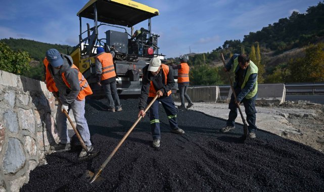 Bornova’da yol seferberliği