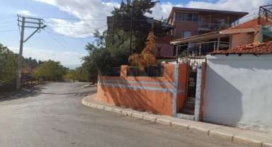 Boşandığı eşinin silahlı saldırısına uğrayan kadın ağır yaralandı