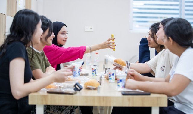 Büyükşehir gençlerin barınma sorununa çare oldu