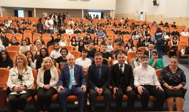Ege Üniversitesinde yeni eğitim yılı oryantasyon programıyla başladı