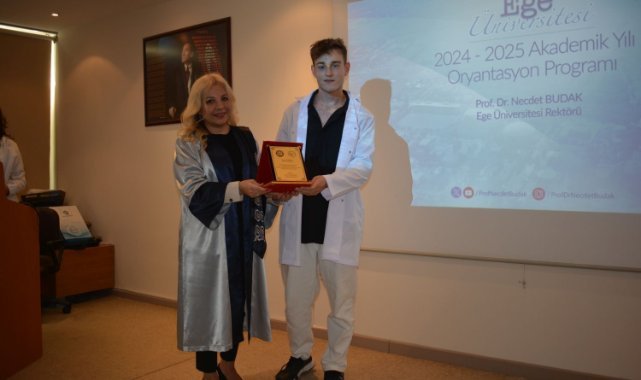 Egeli genç eczacıların beyaz önlük heyecanı
