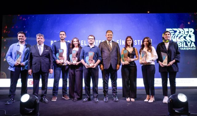 Ezber Bozan Tasarımcılar ödüllerine kavuştu