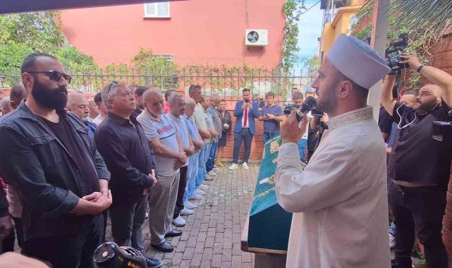 Fatih’teki film gibi olayda tabuttayken hayatta olduğu belirlenen yaşlı adam son yolculuğuna uğurlandı
