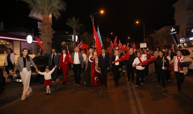 Güzelbahçe’de 101. Yıl coşkusu; ‘Sen Cumhuriyet’ tiyatro Oyunu Sergilendi