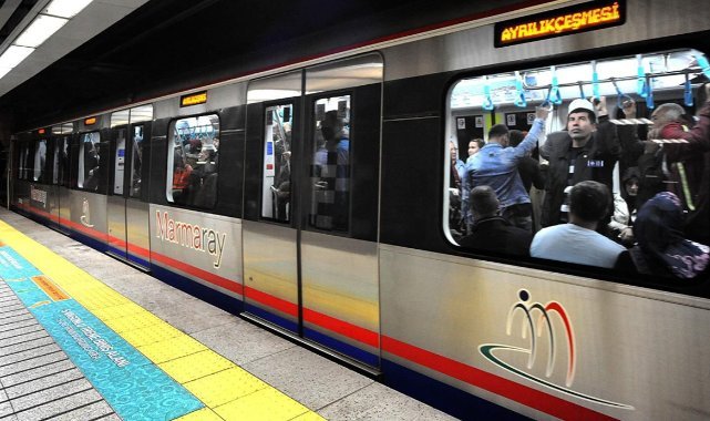 İstanbul’un en yoğun kullanılan geçidi Marmaray 11’inci yaşını yolcu rekoruyla kutladı
