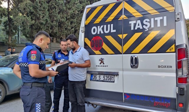 İzmir'de zabıtadan servis araçlarına sıkı denetim