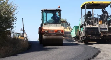 İzmir’in zirvesinde asfalt seferberliği
