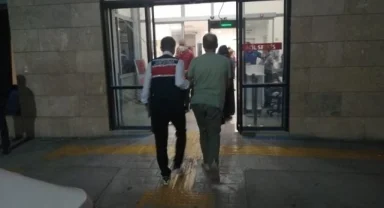 Jandarmayı görünce araçtan atladı, terör örgütü üyesi olduğu ortaya çıktı