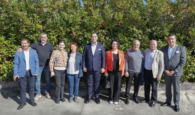 Narlıdere Belediye Başkanı Erman Uzun Muhtarlar Günü’nü kutladı