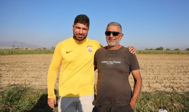 Tarlada çalışacak işçi bulamayınca 3 bin 500 kilometre yol kat edip babasına yardıma geliyor