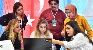 Yapay zekâ ile Alsancak’ı tasarladılar