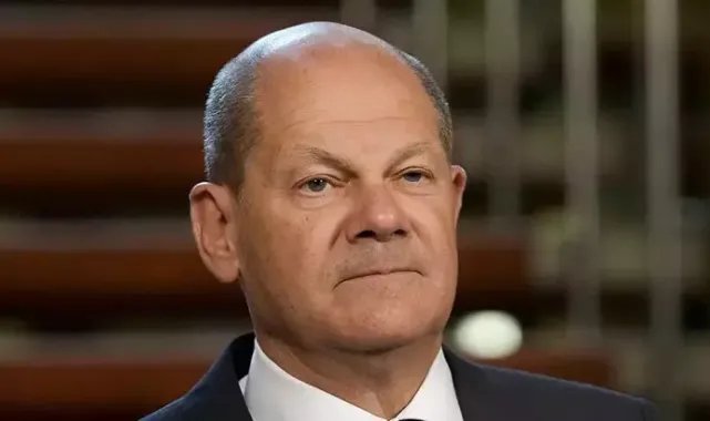 Almanya'da erken seçim için Scholz aday gösterildi