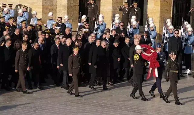 Anıtkabir'de 10 Kasım töreni