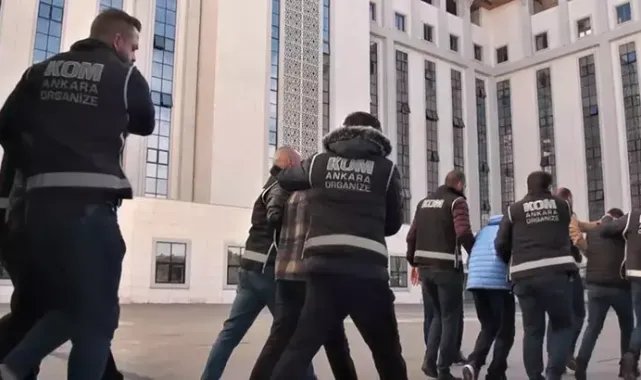 Ayhan Bora Kaplan davası, 'reddihakim' talebi nedeniyle ertelendi