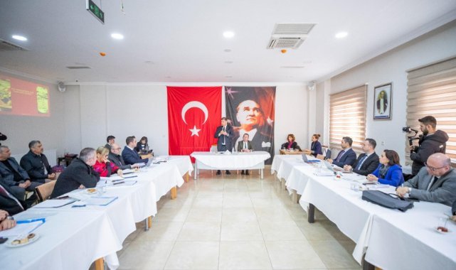 Başkan Cemil Tugay yeni dönemin yol haritasını anlattı