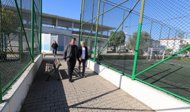 Başkan Çiçek Talimatı Verdi Sahalar Yenileniyor