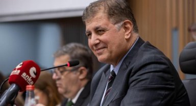 Başkan Tugay: Bakanlık o parayı keşke İzmir Körfezi için harcasaydı