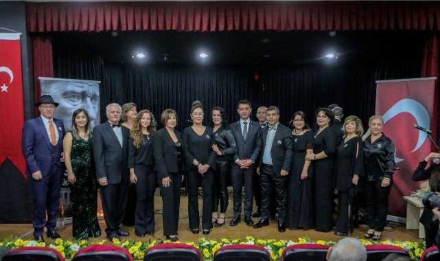 Bayraklı’da Atatürk saygıyla anıldı