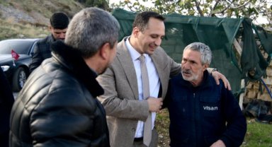 Bornova’da sorunlara yerinde tespit: Başkan Eşki Pınarbaşı’nda vatandaşların taleplerini dinledi