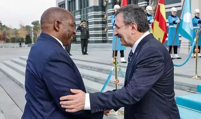 Cevdet Yılmaz, Lesotho Başbakanı Matekane ile görüştü