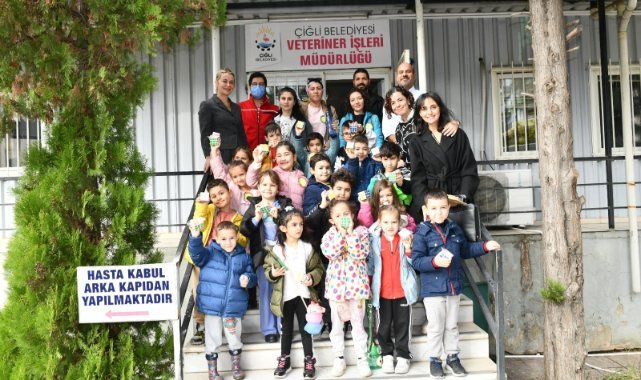 Çocuklar Hayvanları Seviyor, Çiğli’de Sevgi Büyüyor