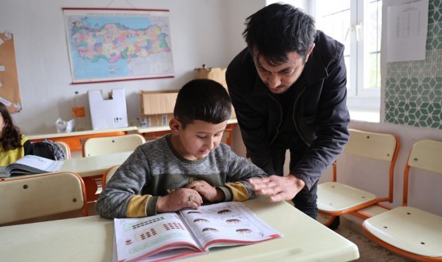 Dağ köylerindeki eli öpülesi öğretmenler