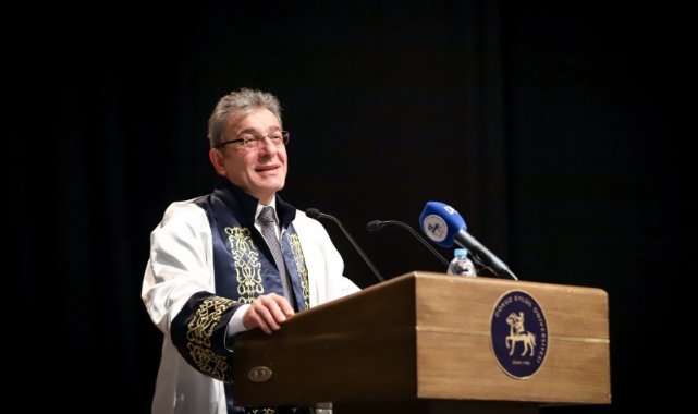 DEÜ' yeni akademik yıla coşkulu merhaba