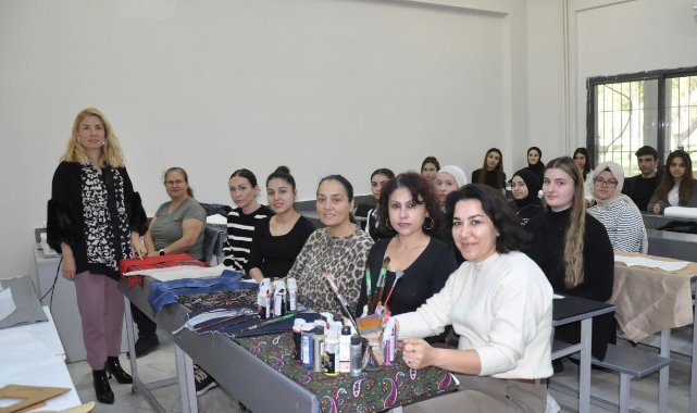 Egeli gençler, tekstil sektörünün güncel trendleriyle tanıştılar