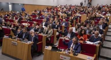 ESHOT’un proje dolu bütçesine 14 yıl sonra oy birliği: ESHOT filosuna, 100’ü elektrikli toplam 620 yeni otobüs 
