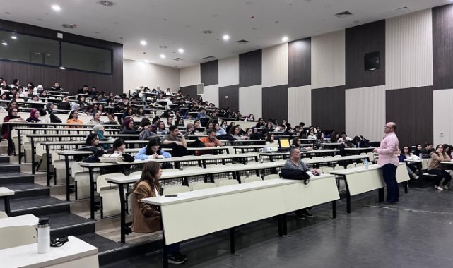 EÜ Hemşirelik Fakültesinde "Atatürk'ün Dostları ve Dostluğu" anlatıldı