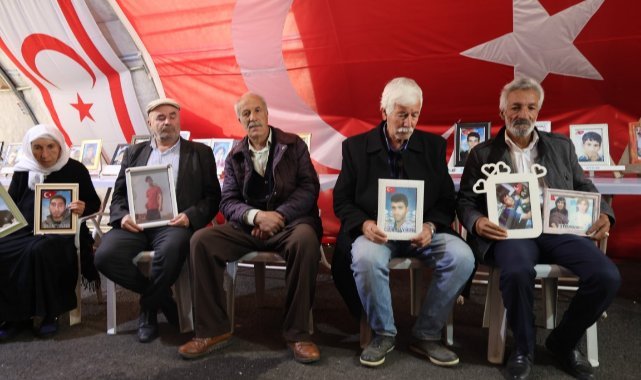 Evlat nöbetindeki ailelerden Devlet Bahçeli’ye destek