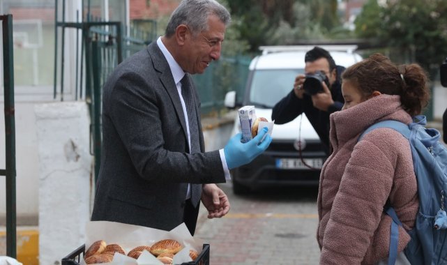 Güzelbahçe Belediyesi’nden Çocuklara Okul Sürprizi