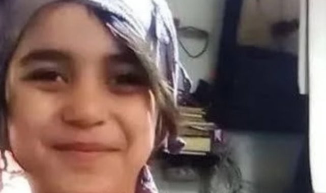 İstanbul’da öldürülen Şirin, gelinlik ve papatyalarla son yolculuğuna uğurlandı