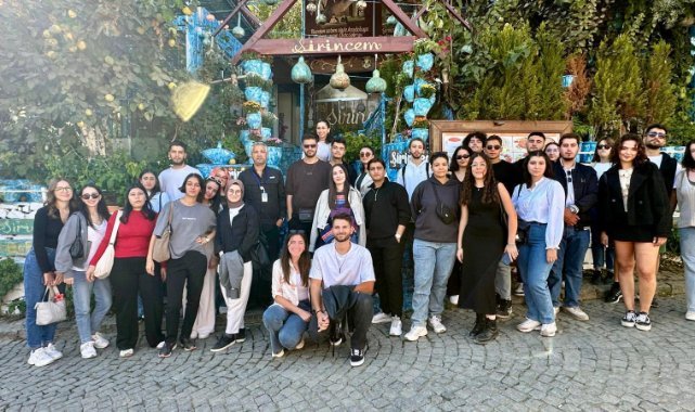 İzmir’de gençler için kültür gezileri başladı