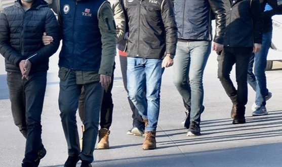 İzmir'de PKK/KCK soruşturmasında 9 gözaltı