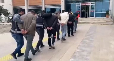 İzmir'de yağmacı çeteye polis operasyonu: 8 gözaltı