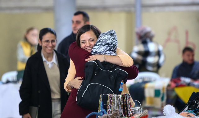 Karabağlar'da Kadının Eli Var