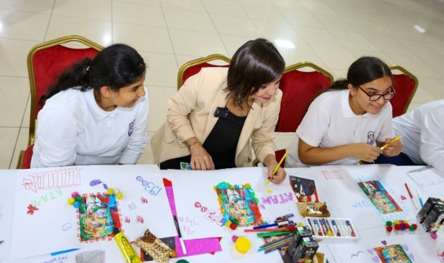 Karabağlar'da özel çocuklardan Atatürk’e sevgi resimleri