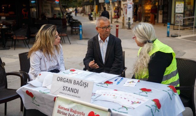 Konak’ta organ bağışı farkındalığı için stant kuruldu
